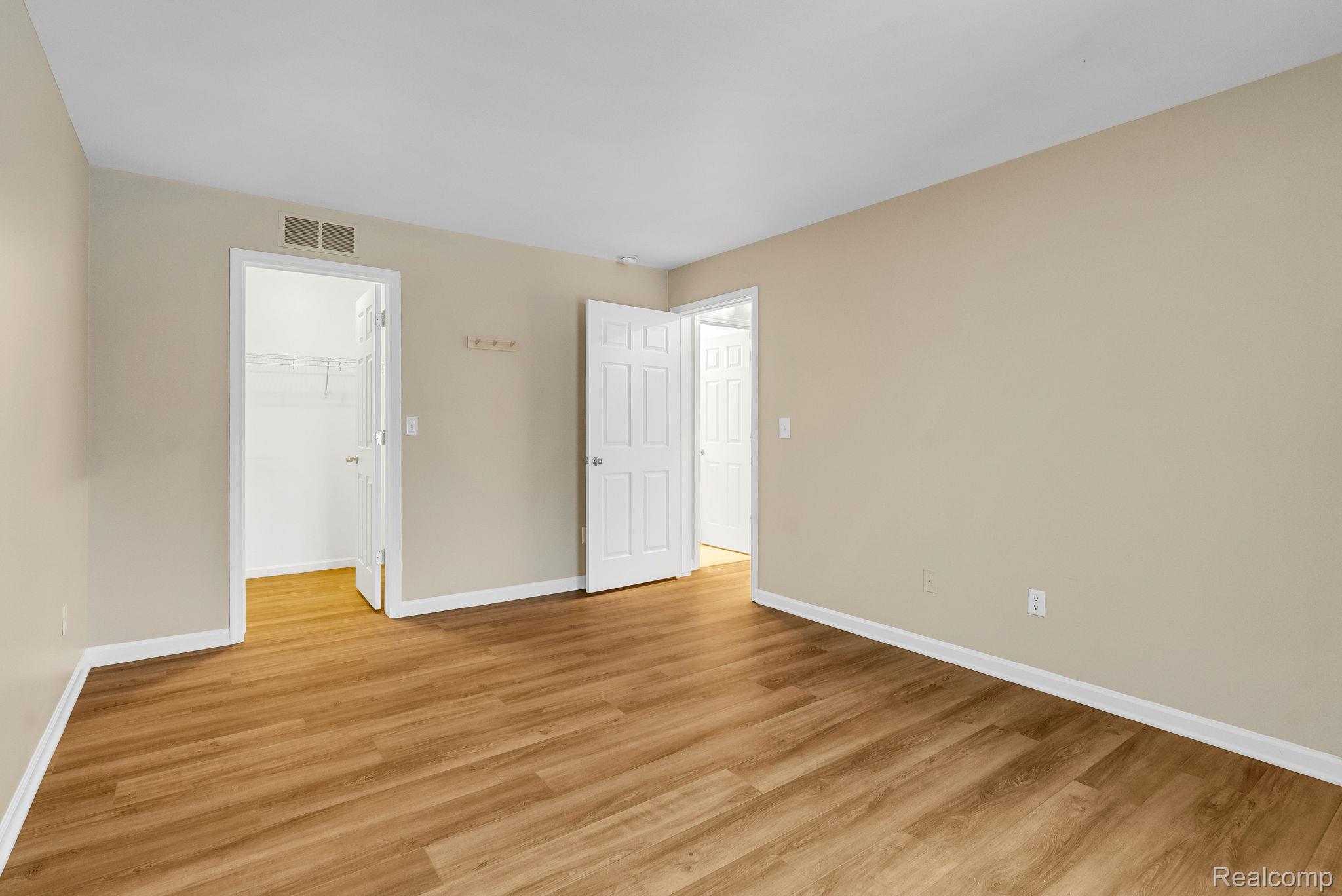 8208 Chesapeake Circle