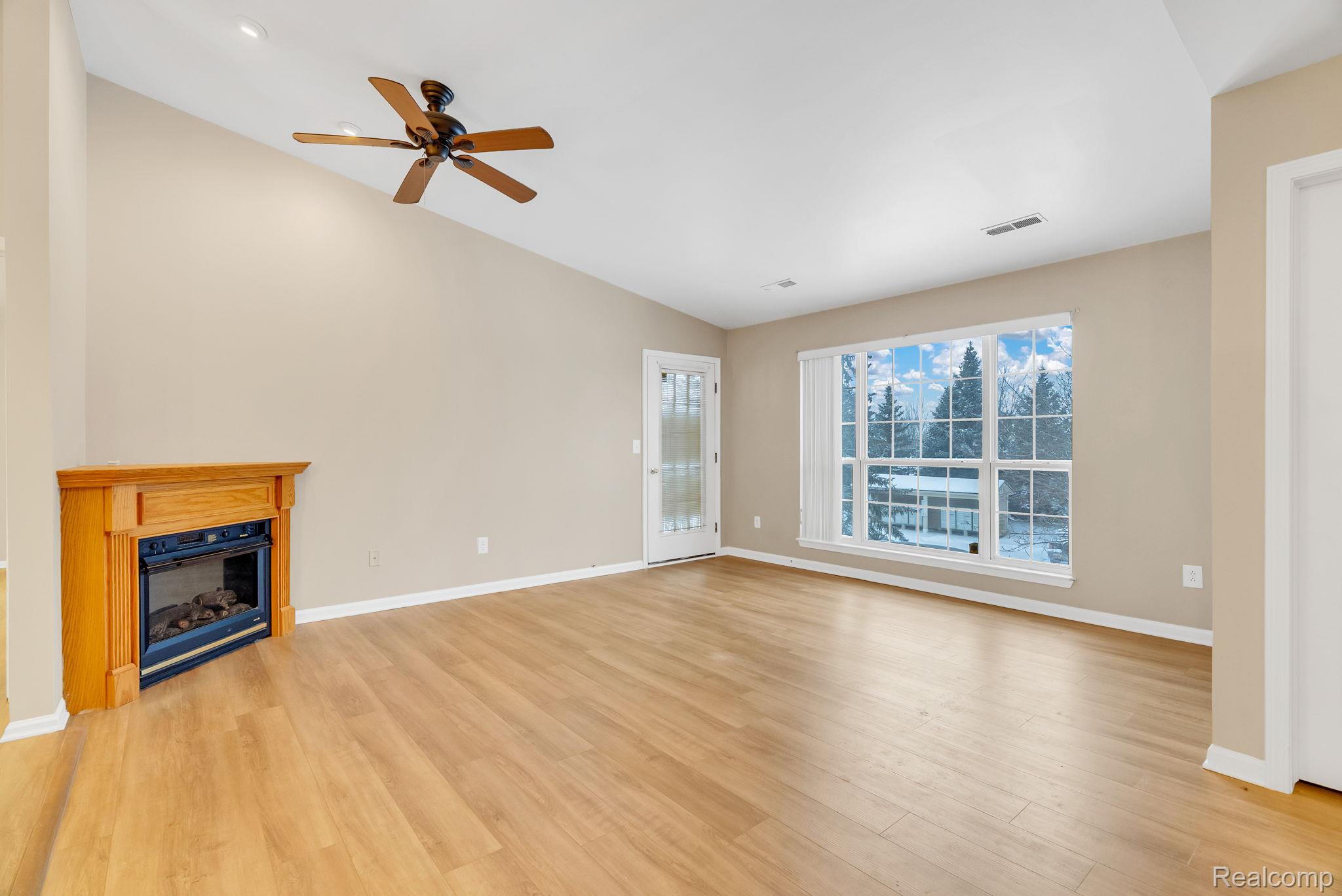 8208 Chesapeake Circle