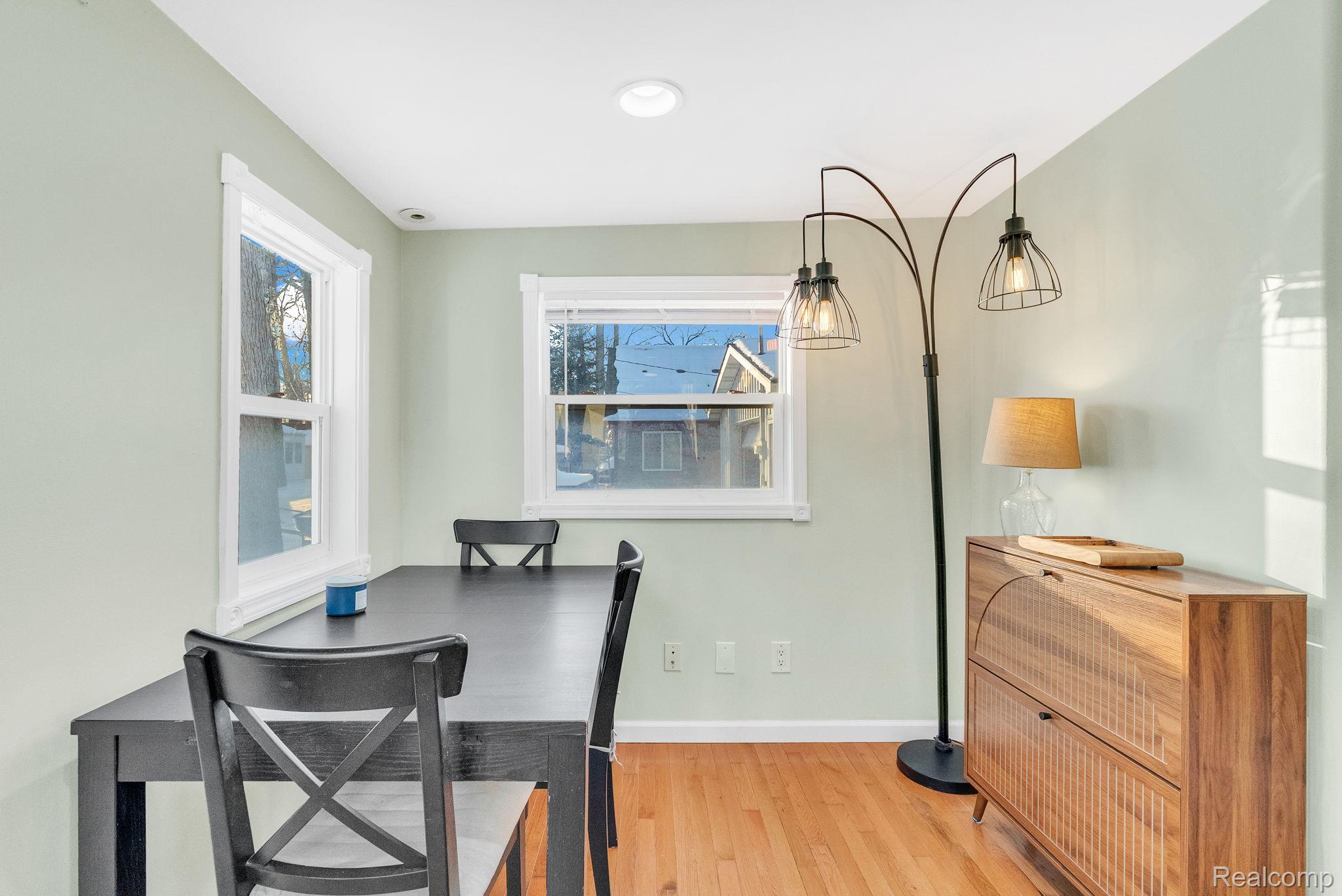 2149 Glenwood Court