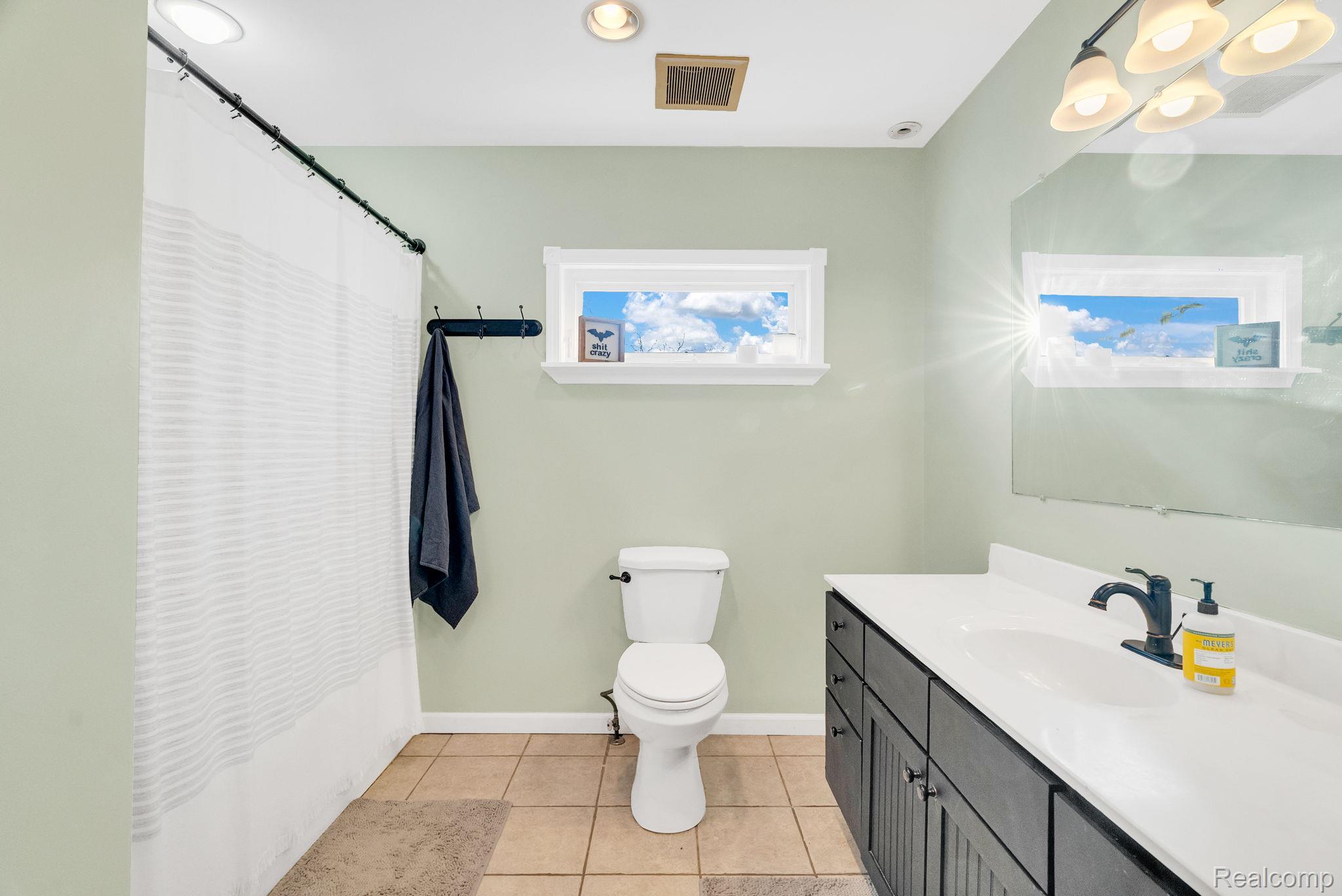 2149 Glenwood Court