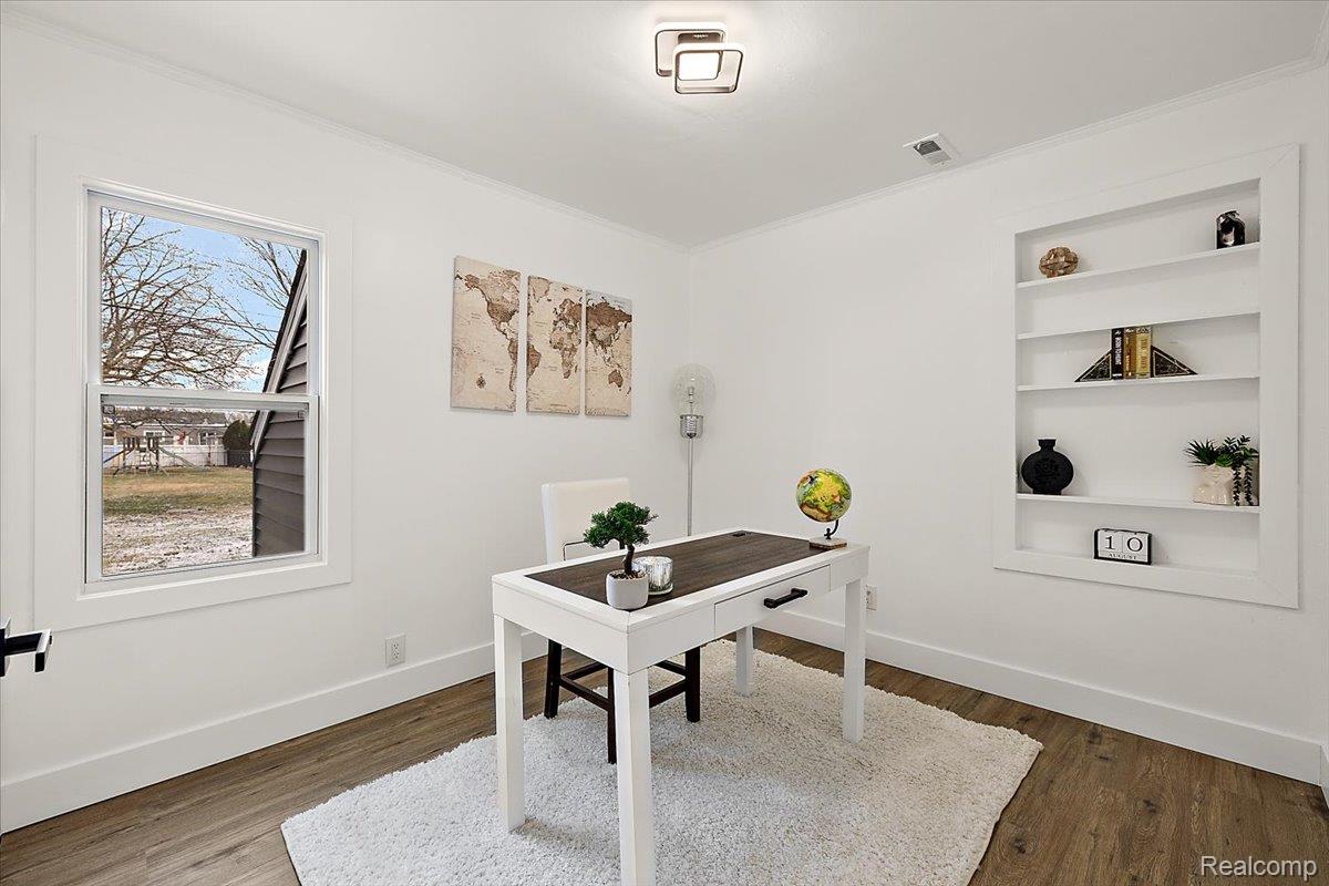 21625 Trombly Street