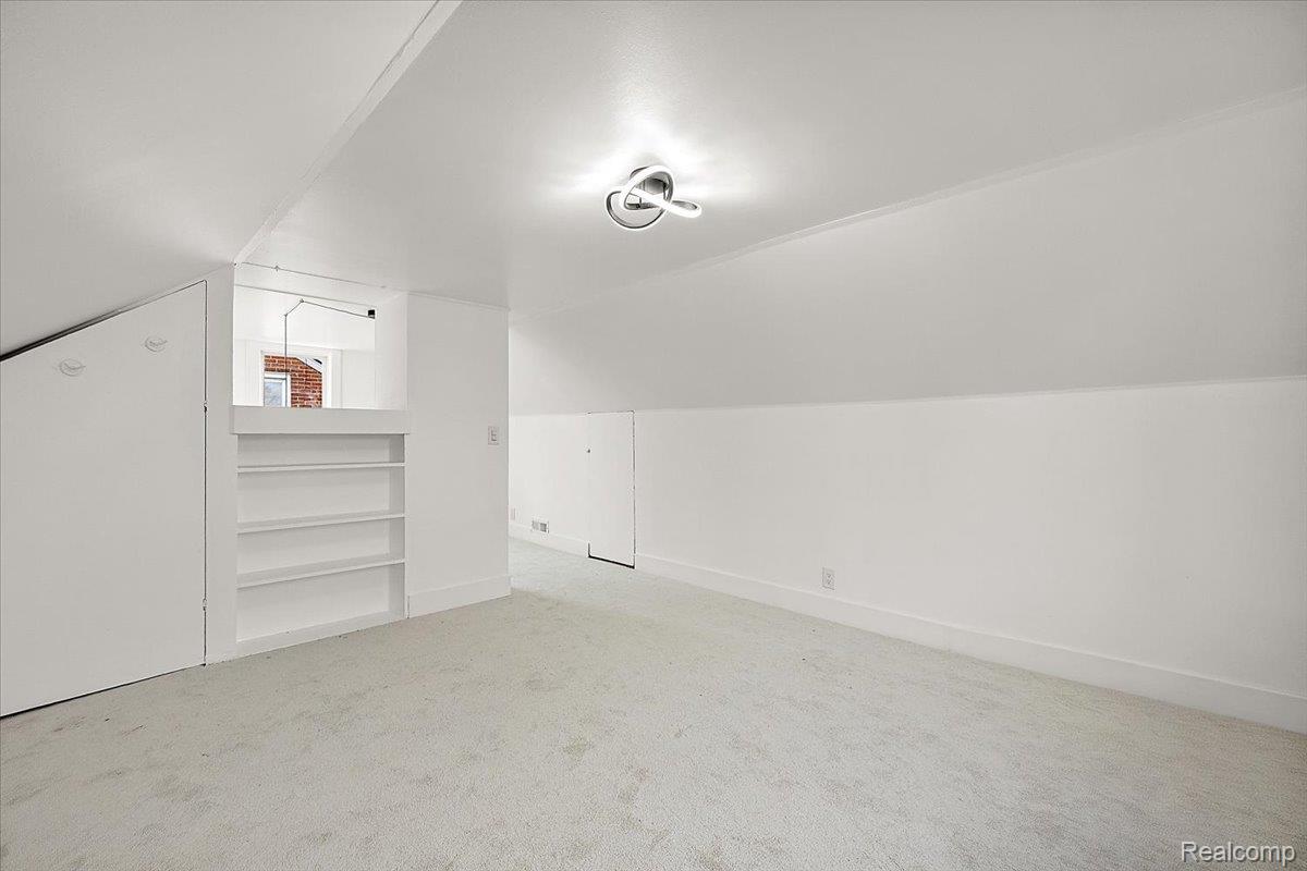 21625 Trombly Street