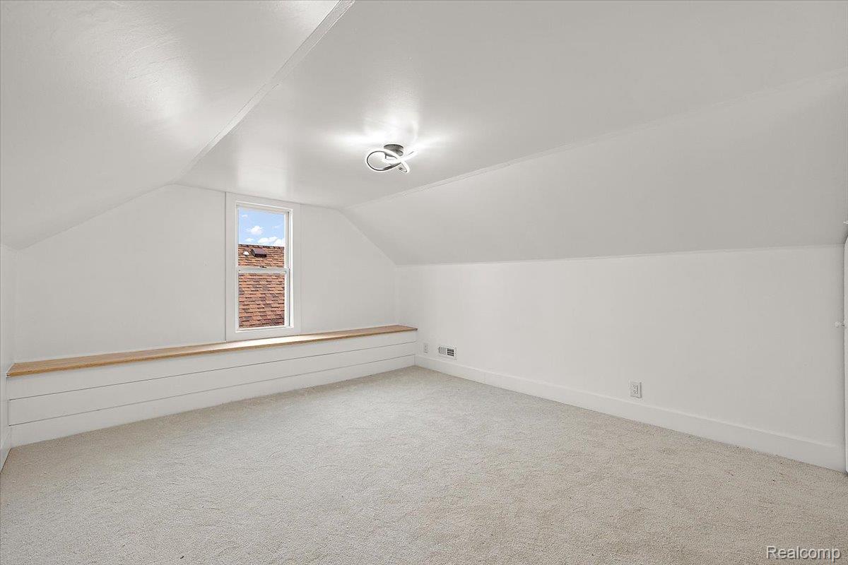 21625 Trombly Street