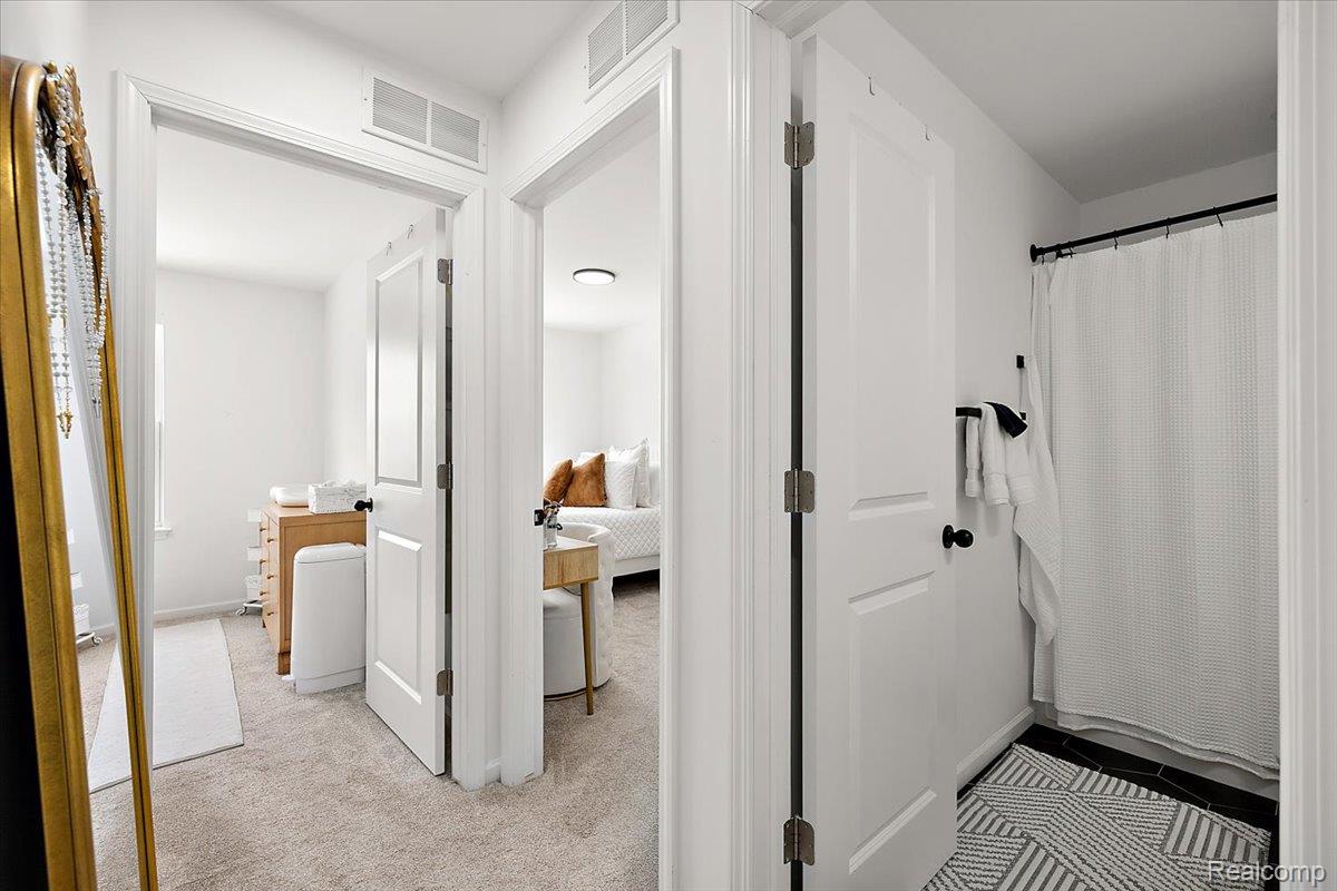 3951 Trailwaycommons Circle