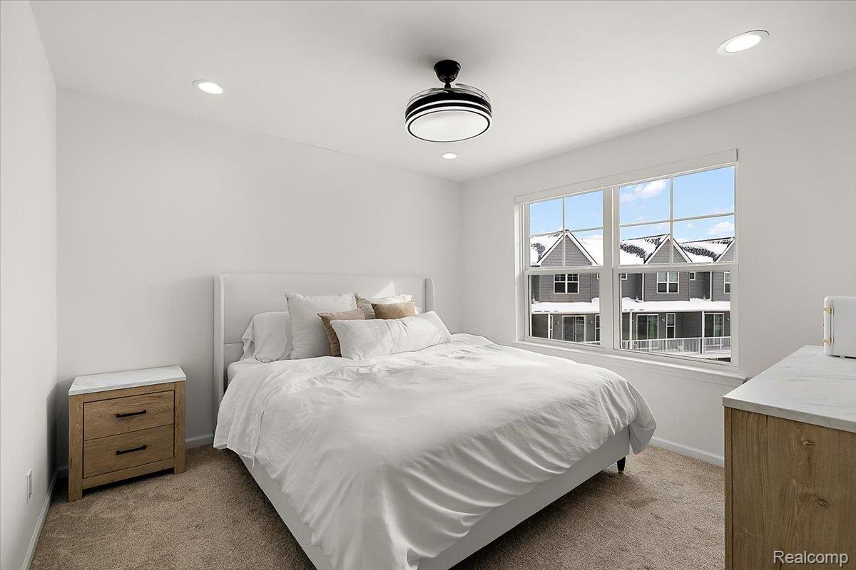 3951 Trailwaycommons Circle