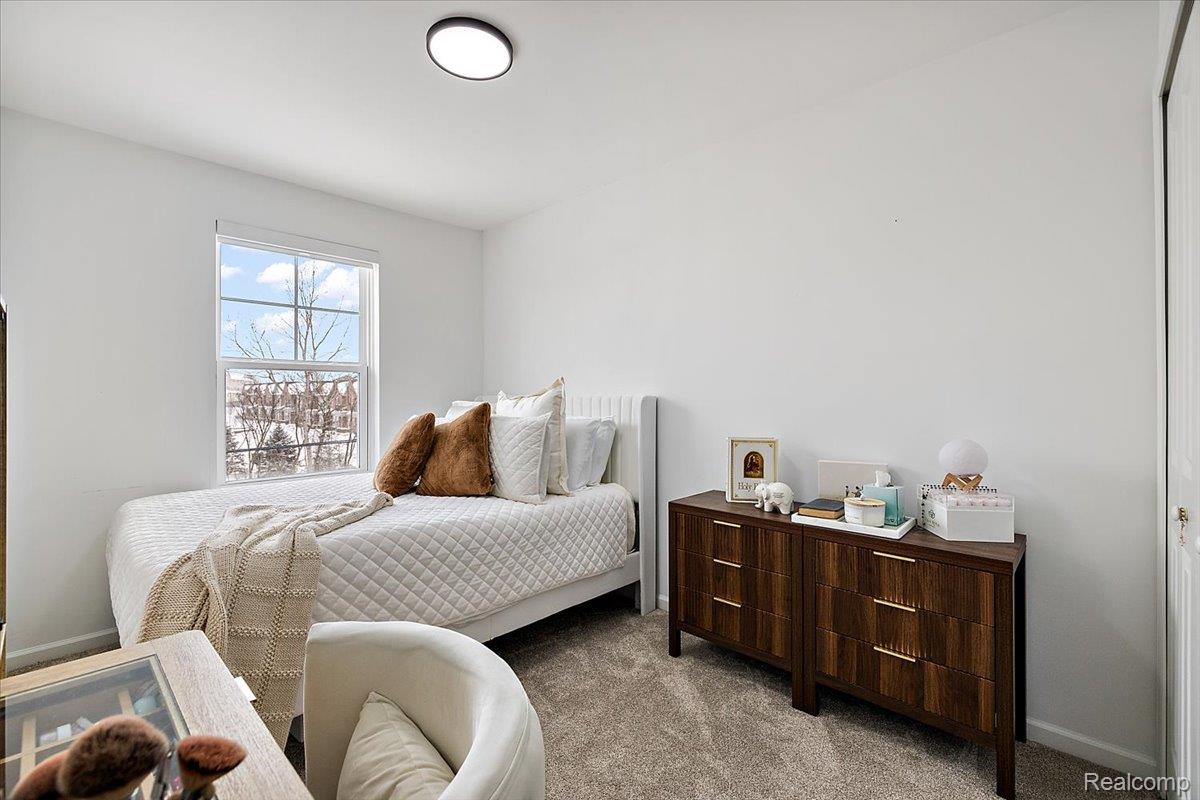 3951 Trailwaycommons Circle