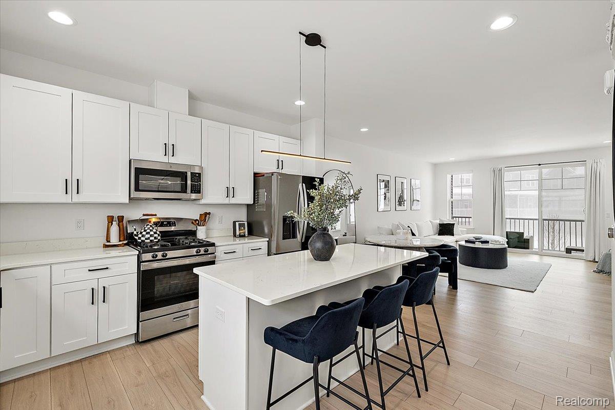 3951 Trailwaycommons Circle