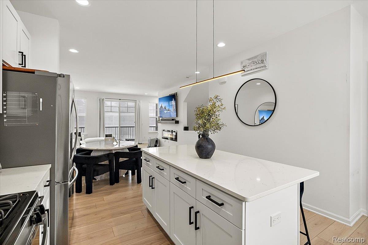 3951 Trailwaycommons Circle