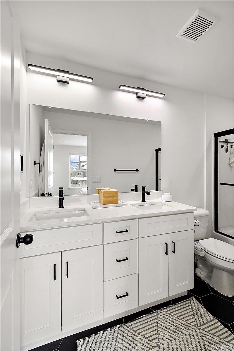 3951 Trailwaycommons Circle