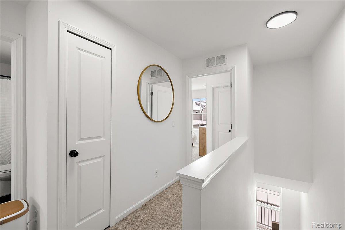 3951 Trailwaycommons Circle