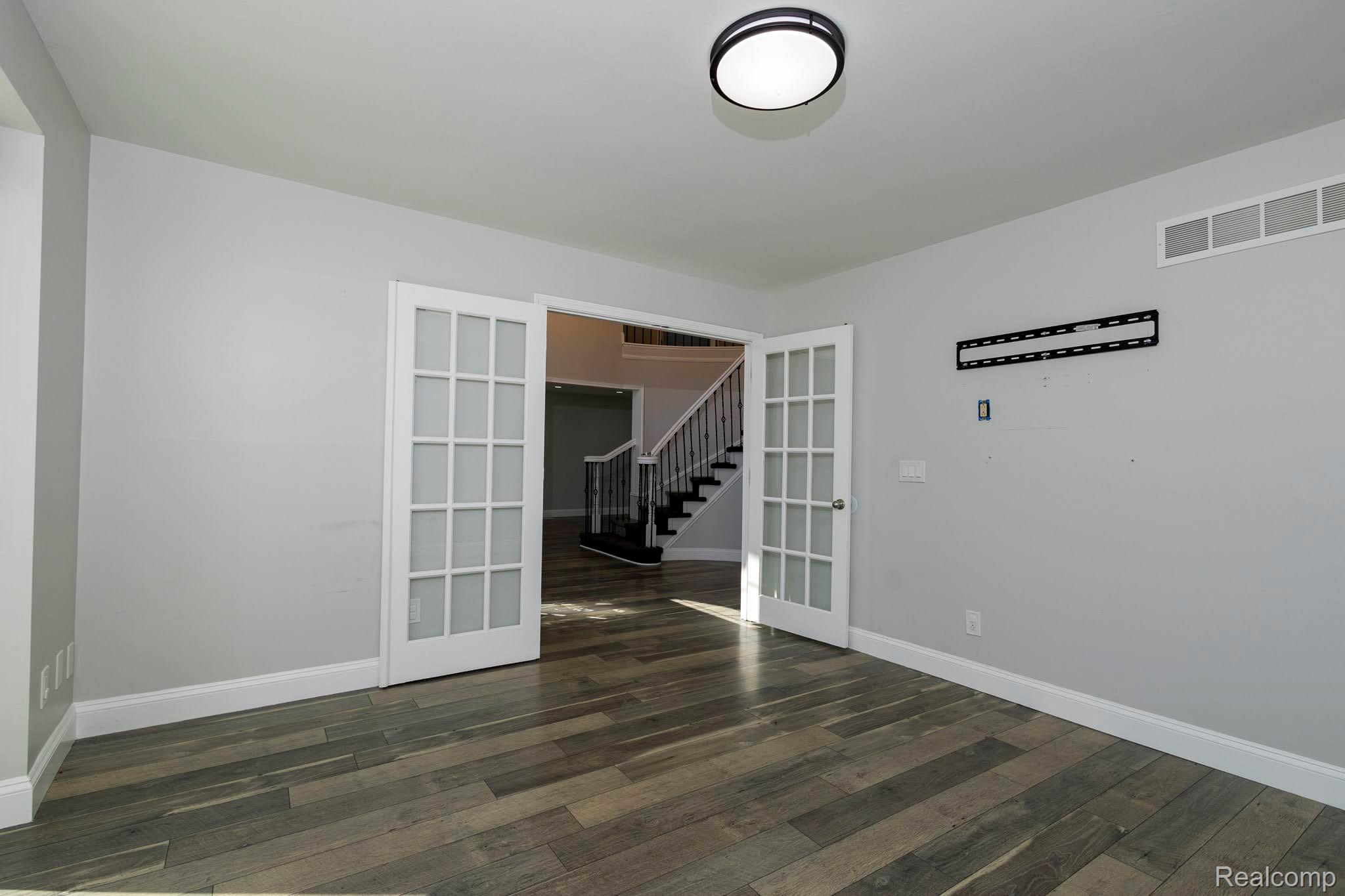 43211 Coralbean Ct Court