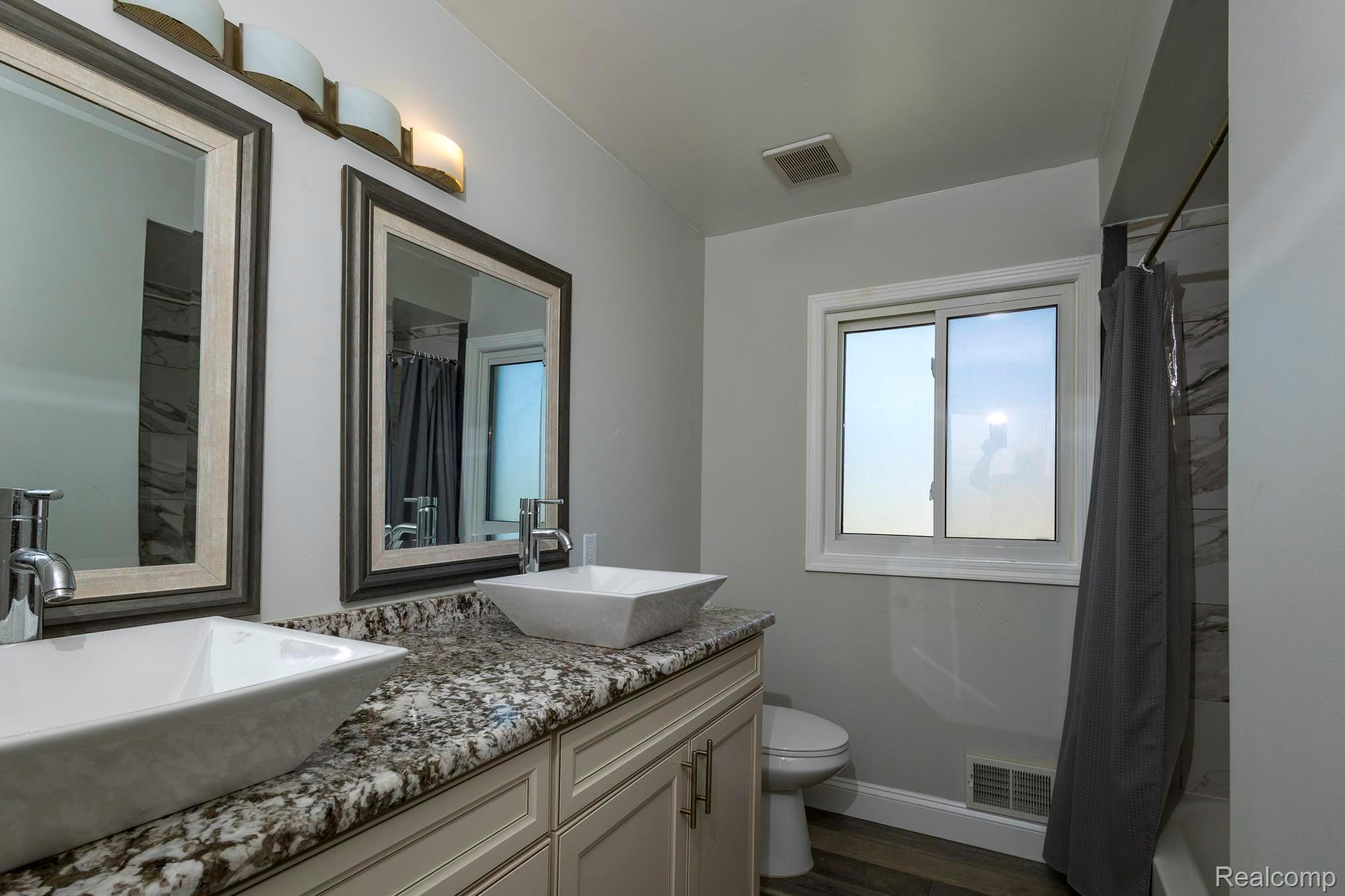 43211 Coralbean Ct Court