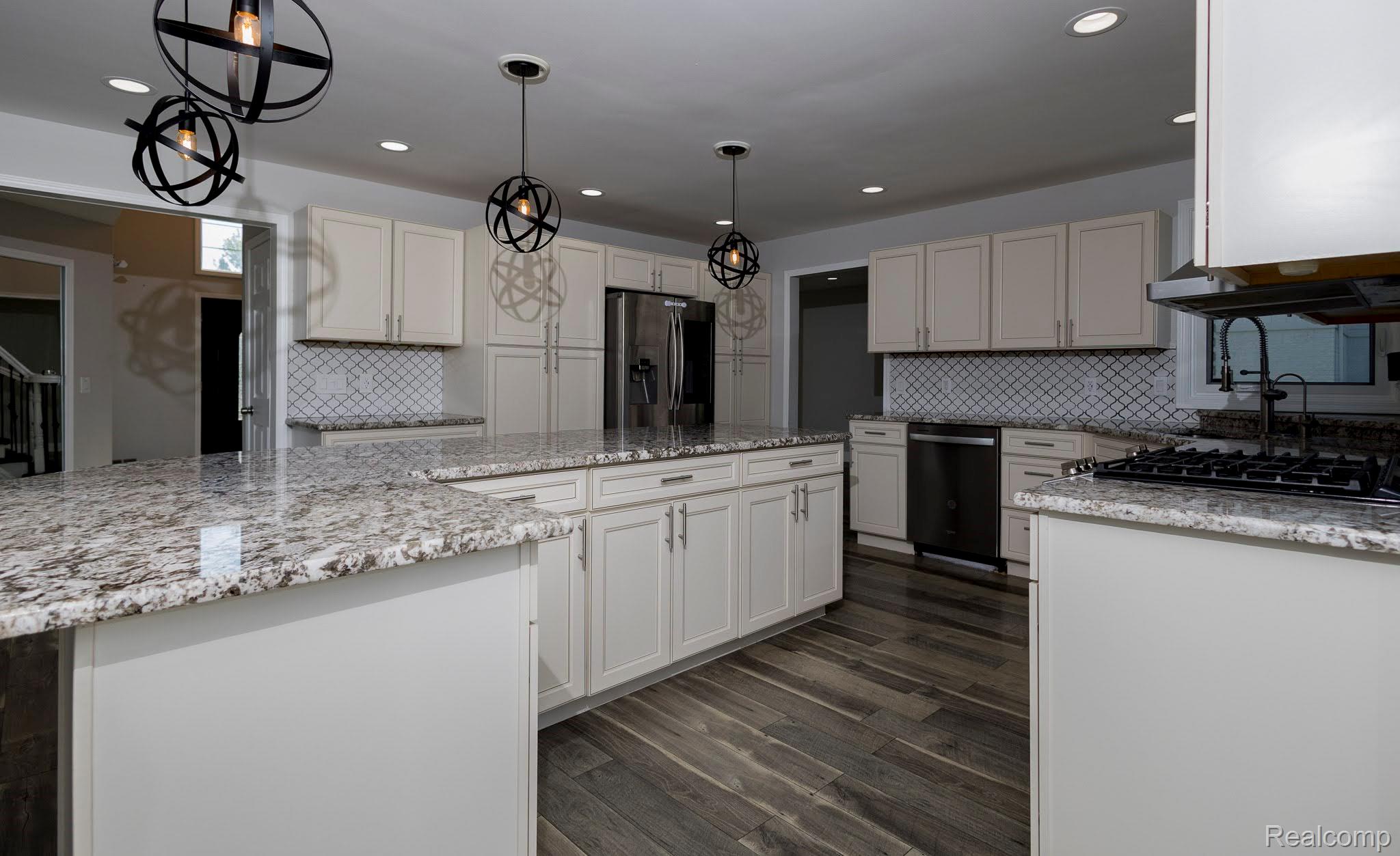 43211 Coralbean Ct Court