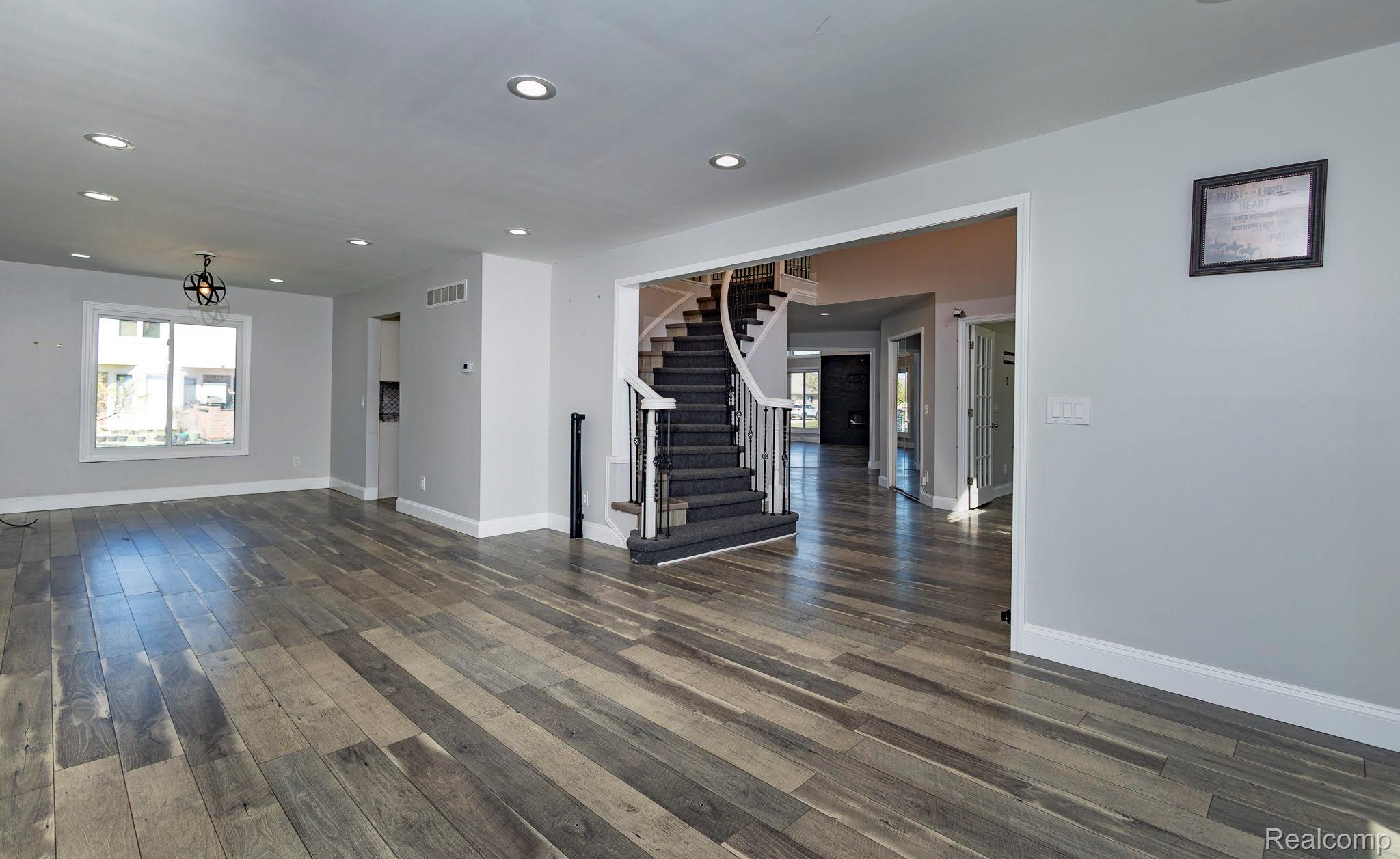 43211 Coralbean Ct Court