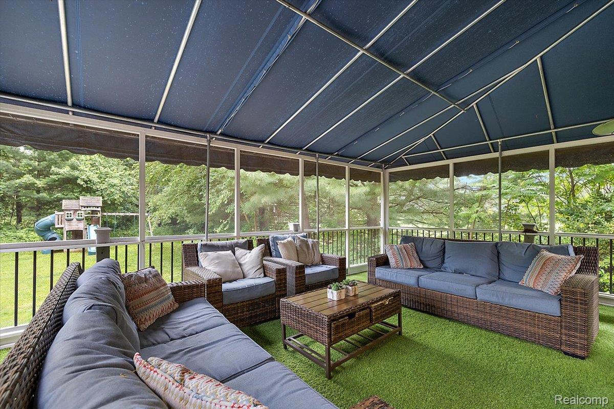 4700 Botany Glen