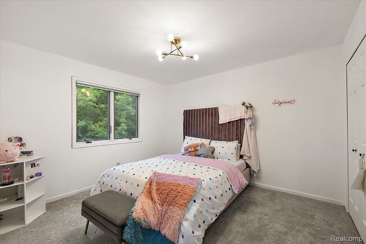 4700 Botany Glen