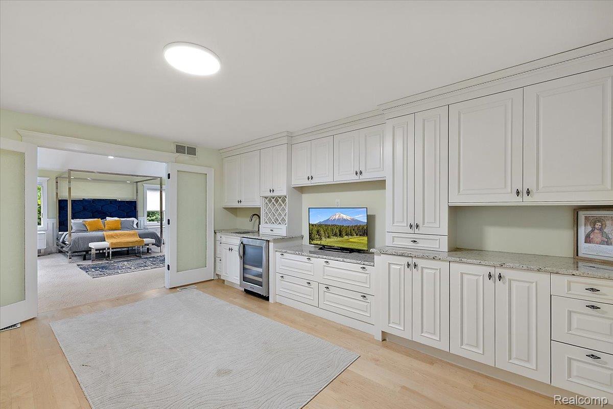 4700 Botany Glen