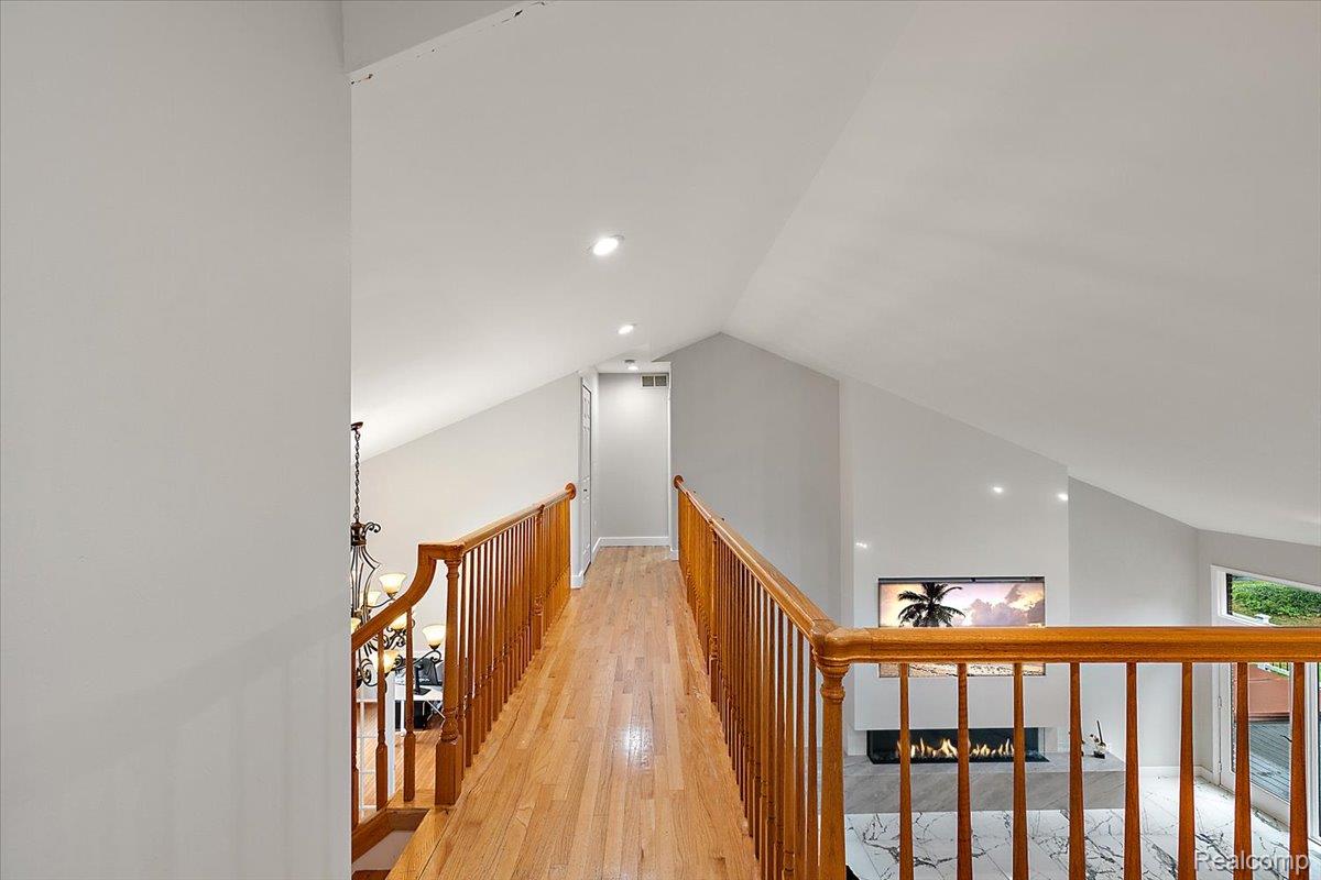 4700 Botany Glen
