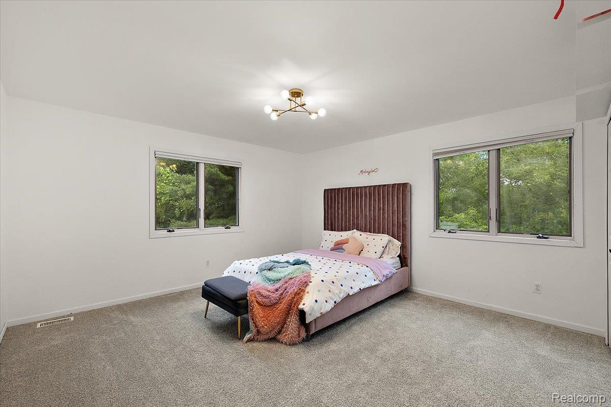 4700 Botany Glen