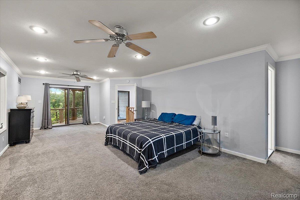 7291 Parkwood Drive
