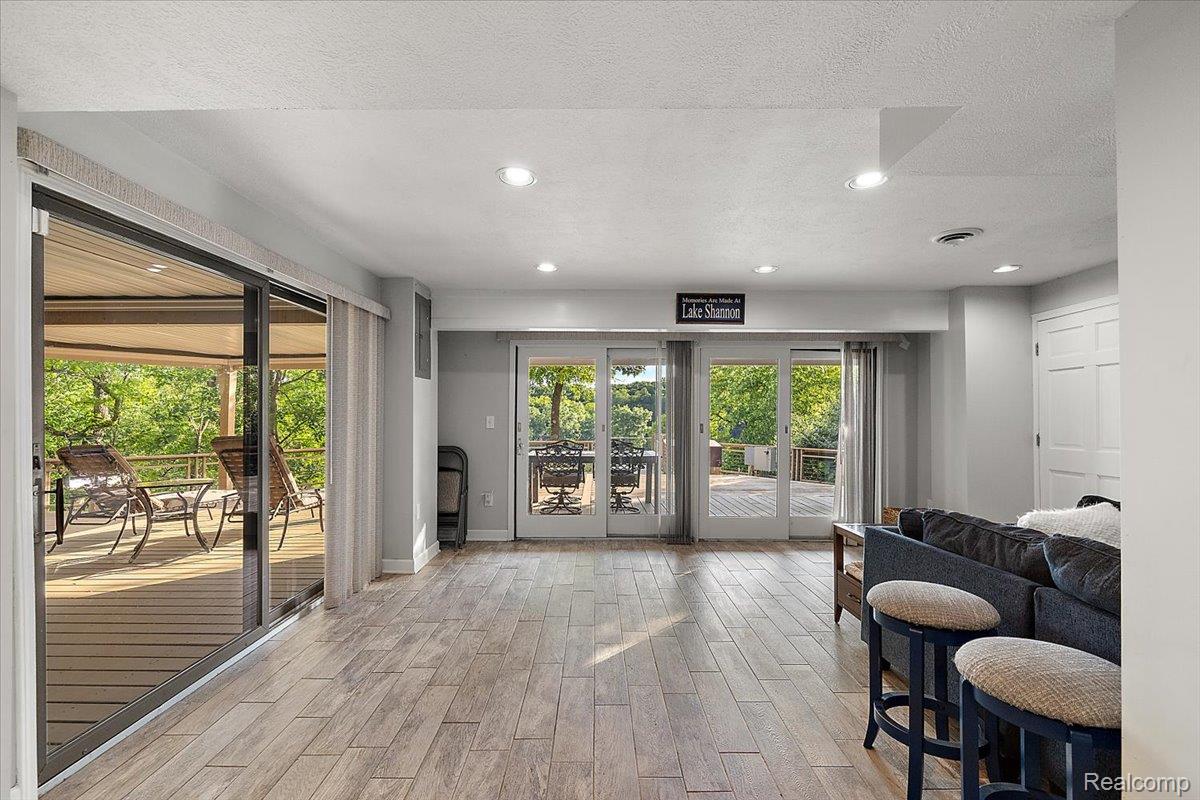 7291 Parkwood Drive
