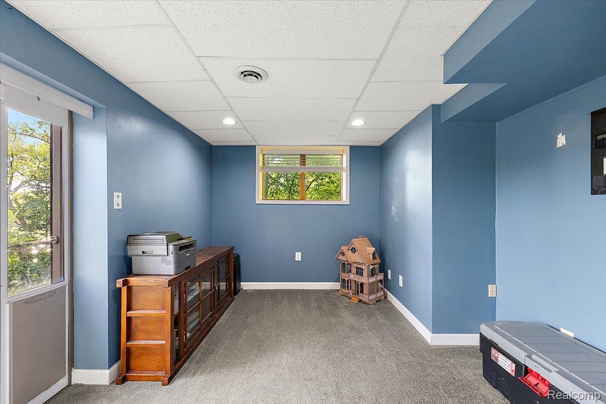 7291 Parkwood Drive