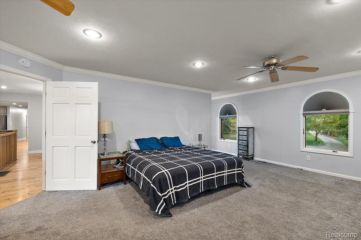 7291 Parkwood Drive