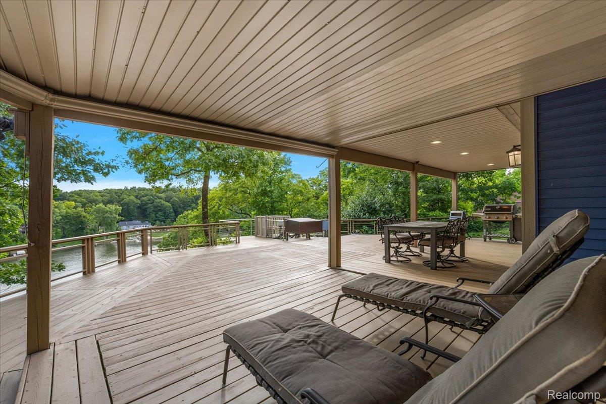 7291 Parkwood Drive