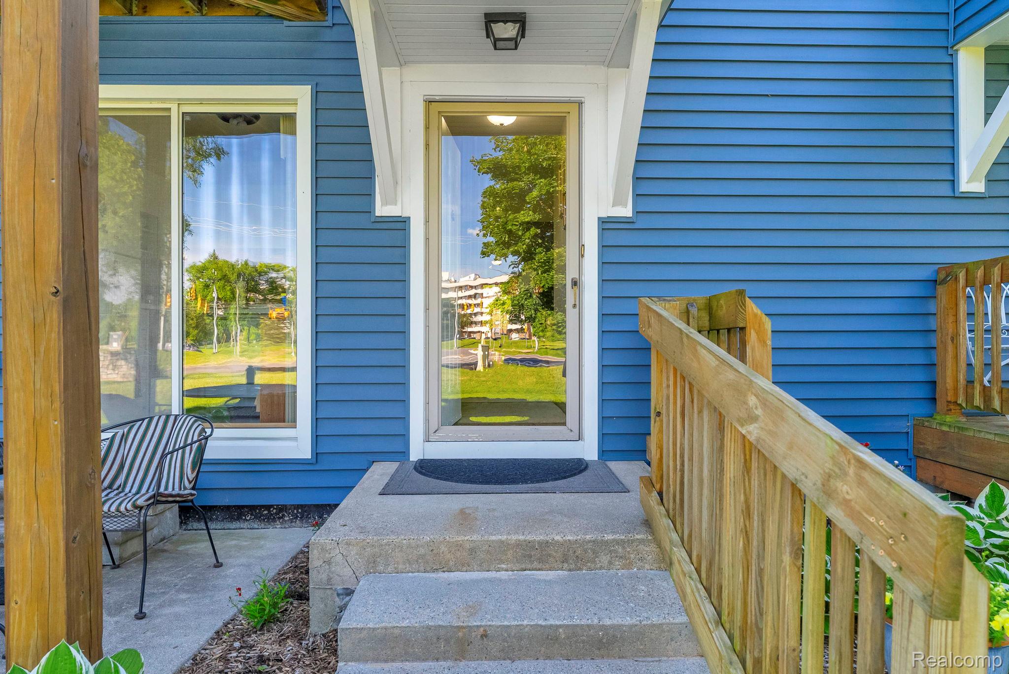 45000 Bayview Drive