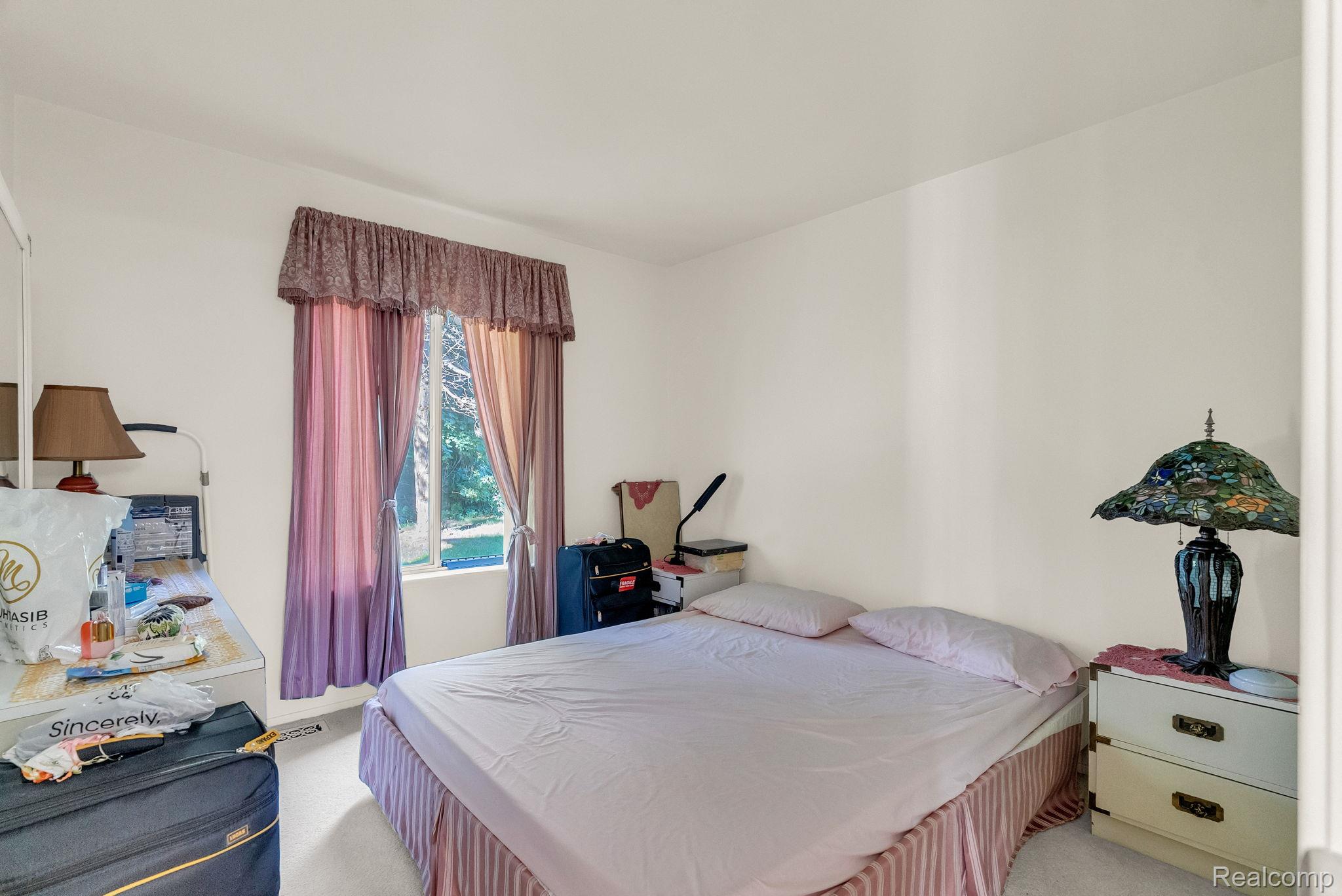 45000 Bayview Drive