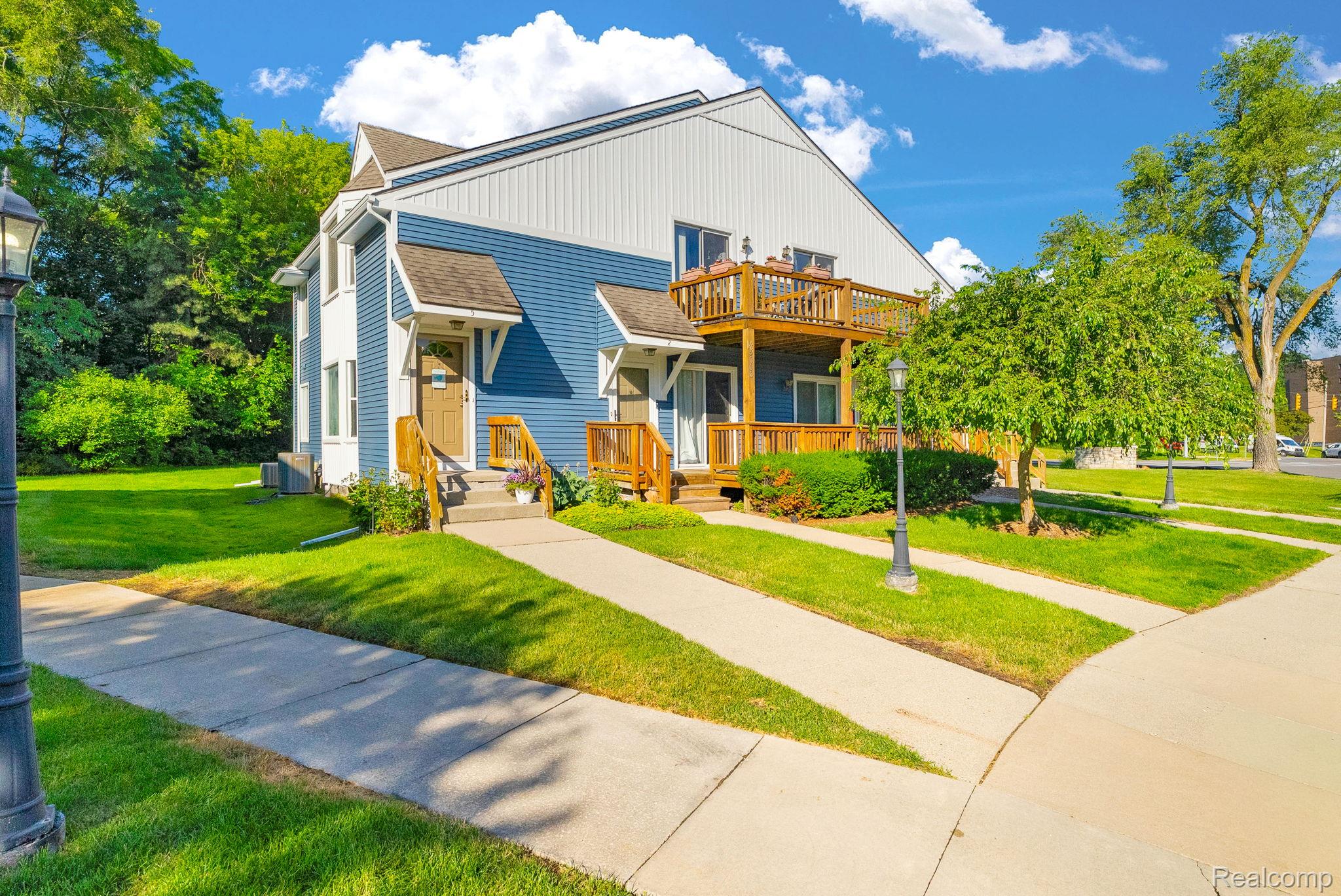 45000 Bayview Drive