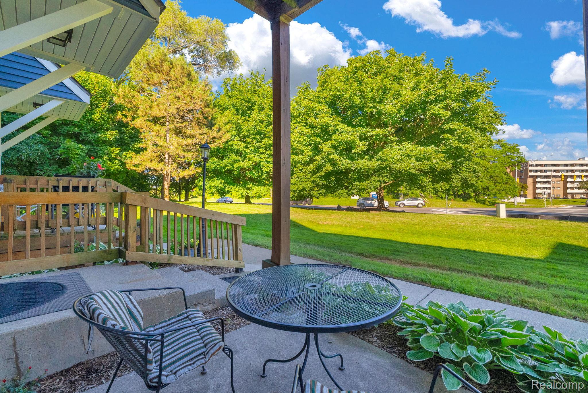 45000 Bayview Drive
