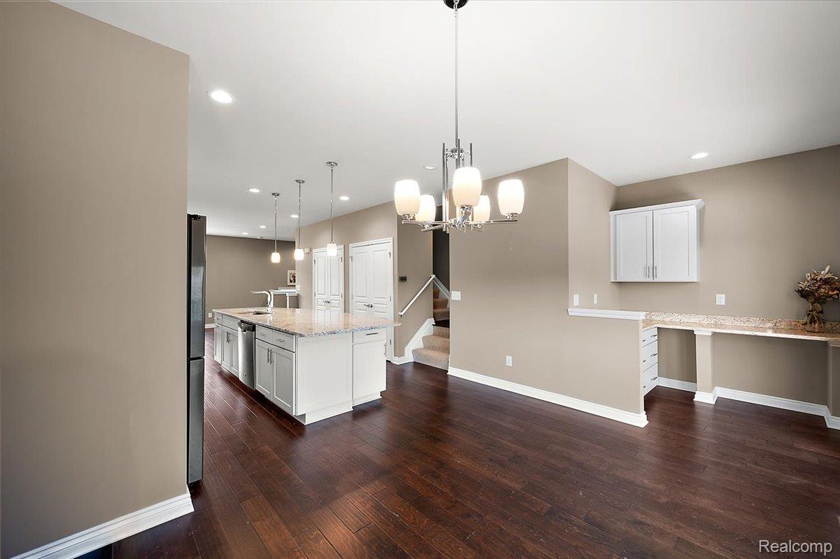 2877 Hartwick Drive