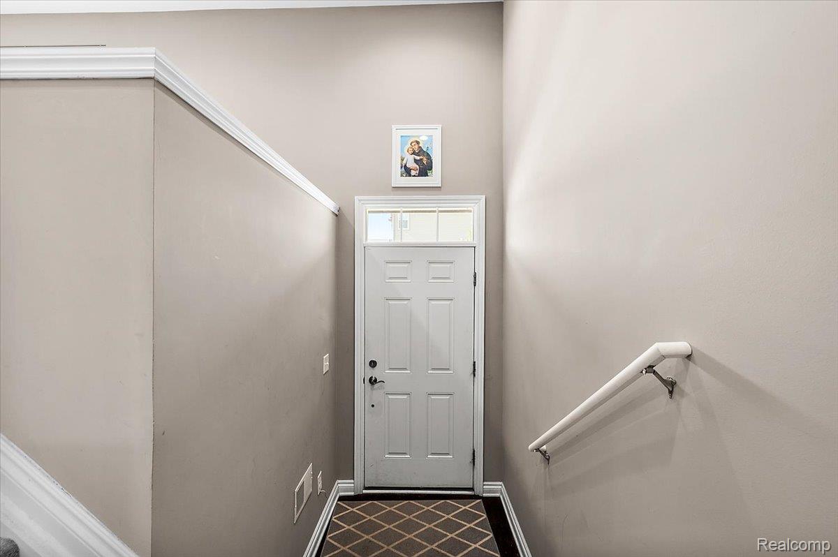 2877 Hartwick Drive