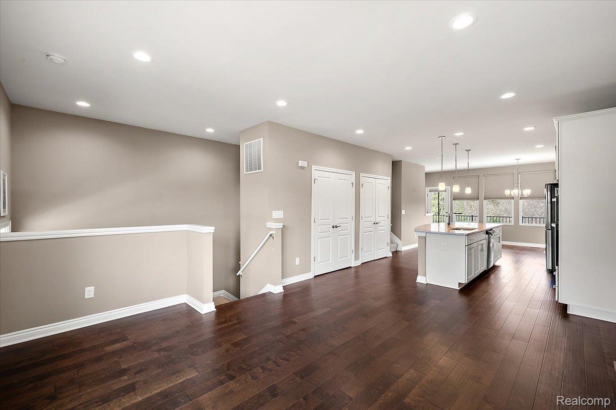 2877 Hartwick Drive