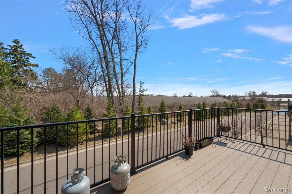 2877 Hartwick Drive