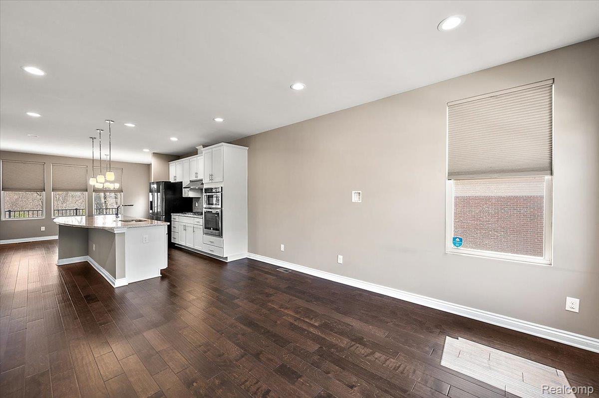 2877 Hartwick Drive