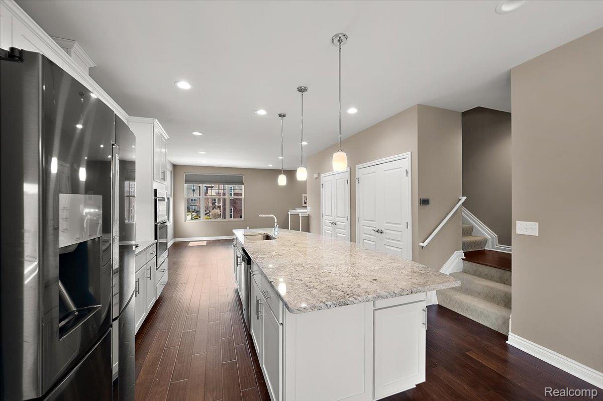2877 Hartwick Drive