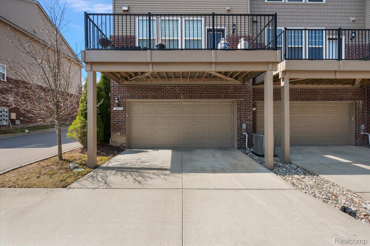 2877 Hartwick Drive