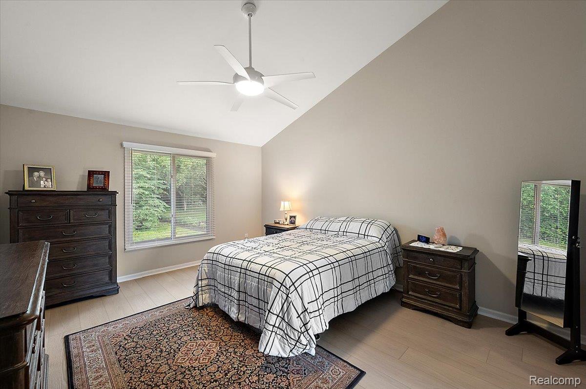 3359 Paddington Court