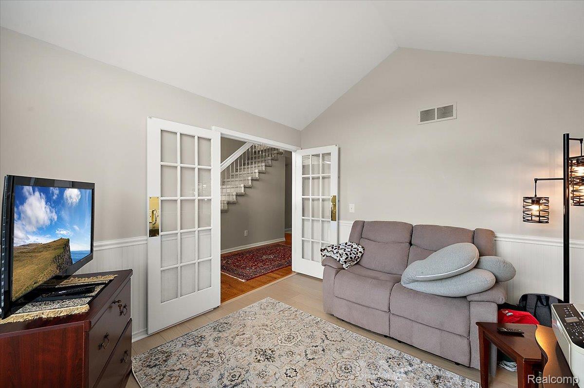 3359 Paddington Court