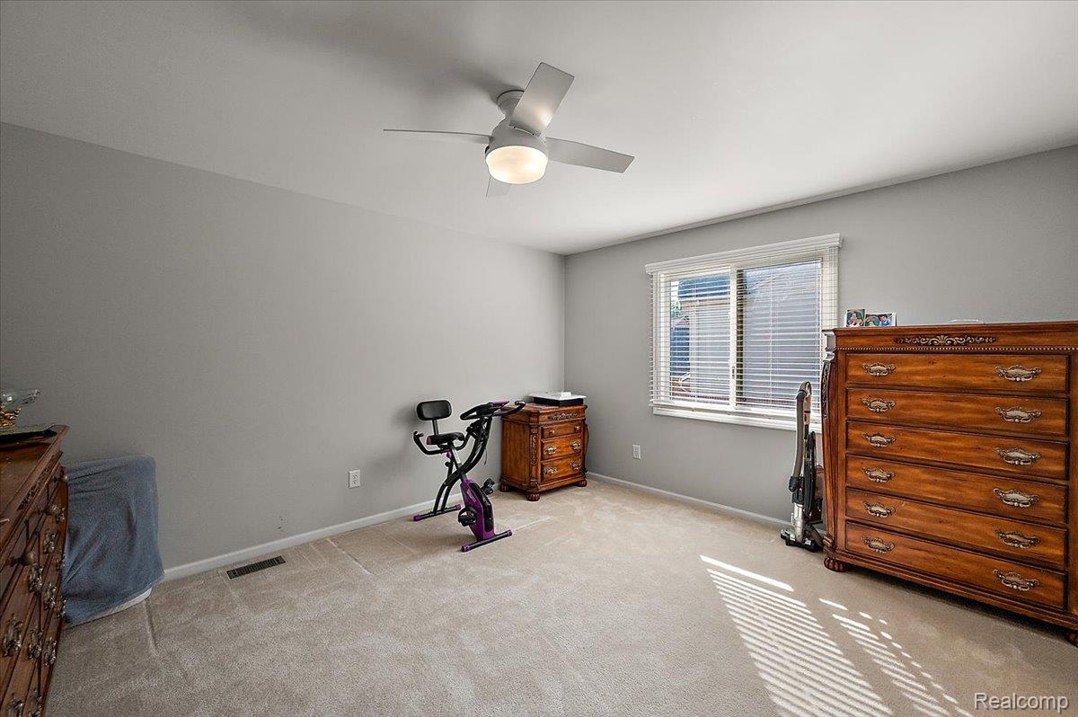 3359 Paddington Court