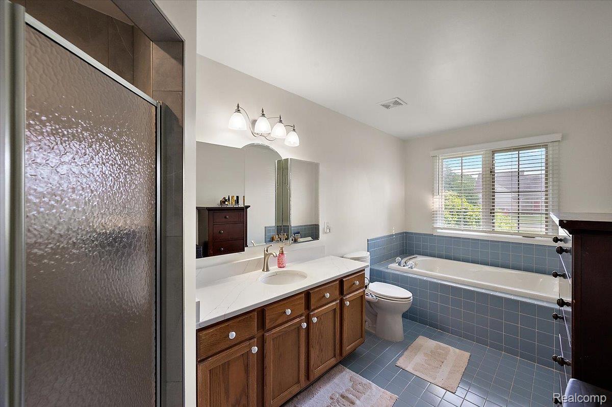 3359 Paddington Court