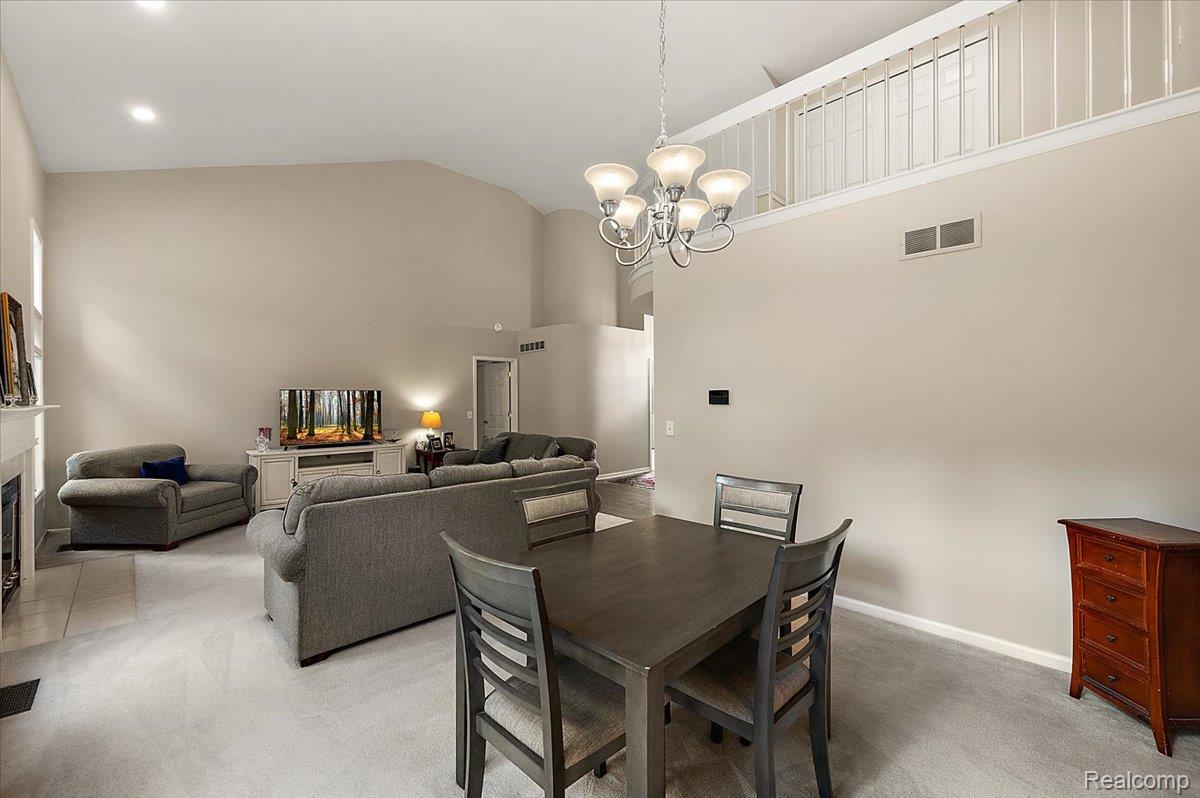 3359 Paddington Court