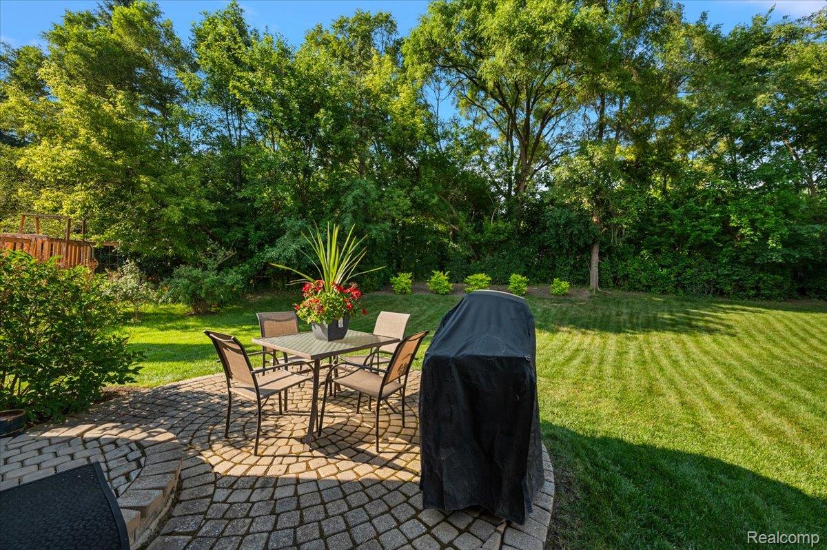 3359 Paddington Court