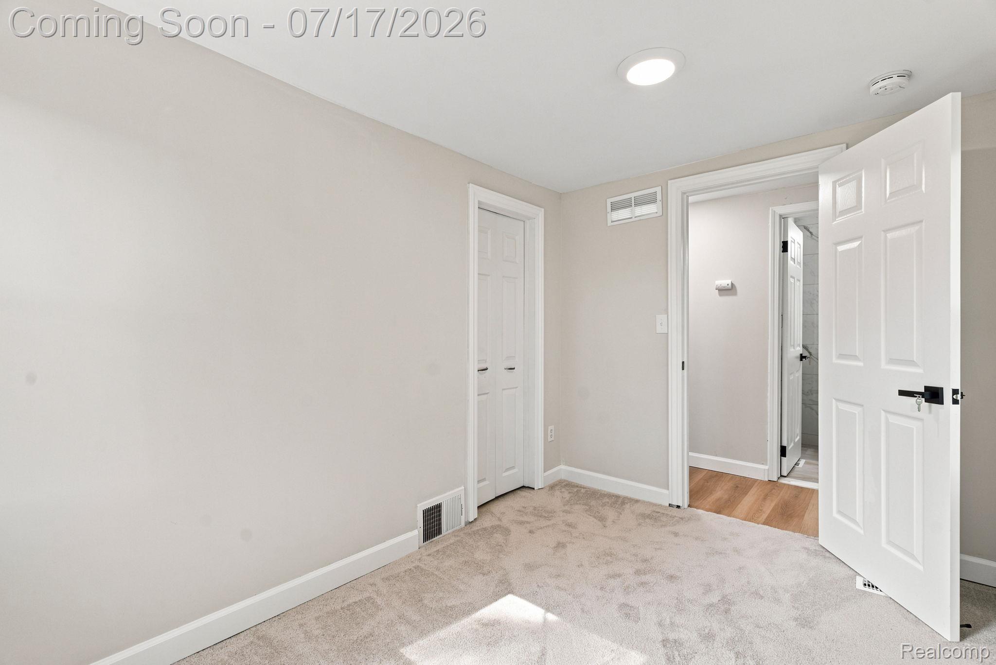 23826 Columbus Avenue
