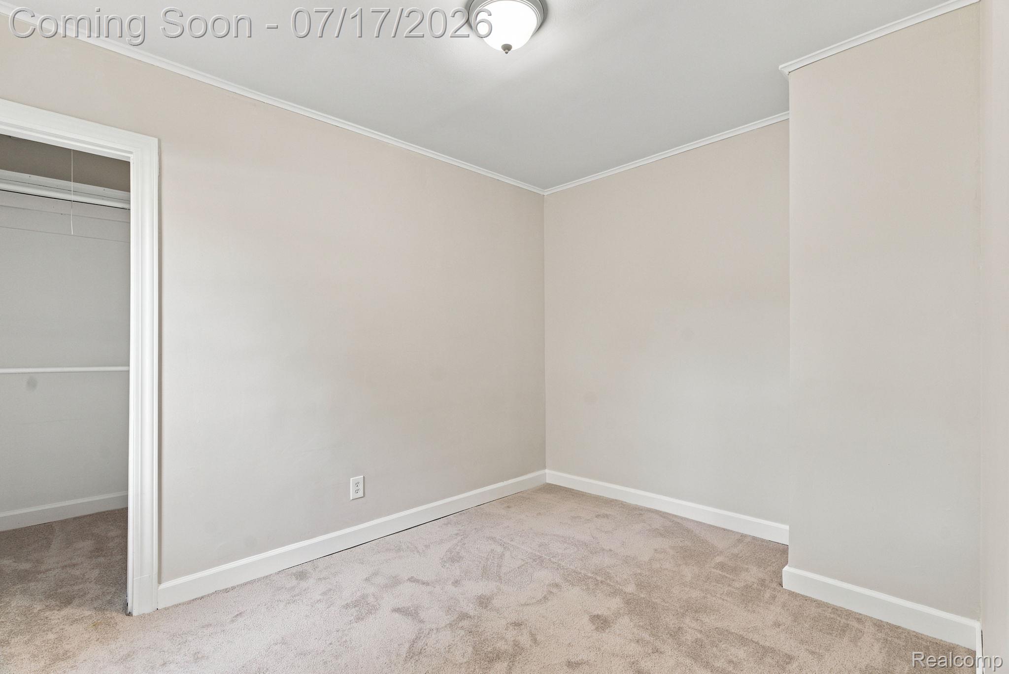 23826 Columbus Avenue
