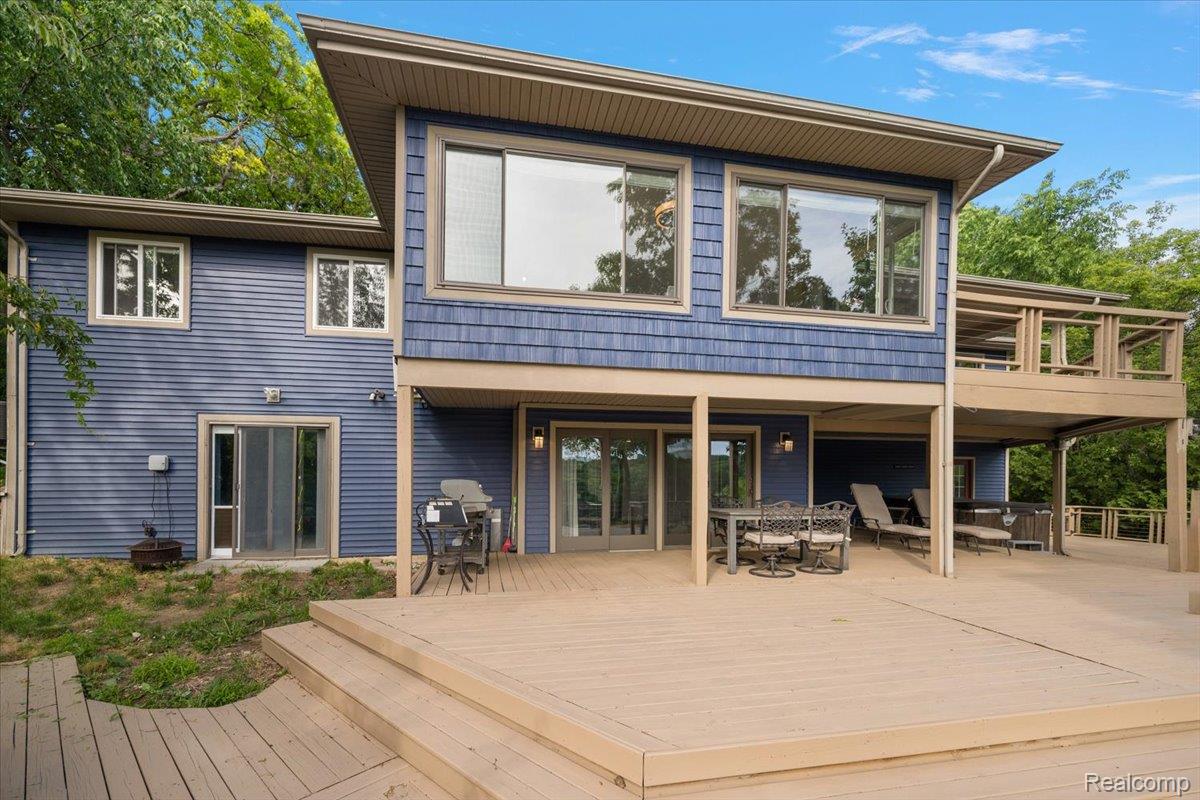 7291 Parkwood Drive