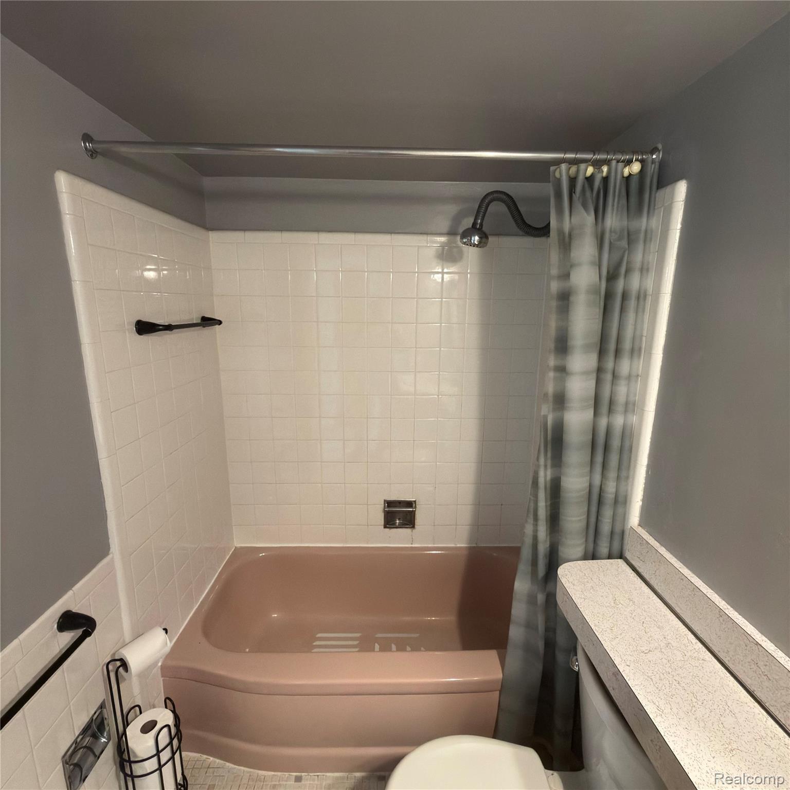 29232 Hoover Road Unit: 232