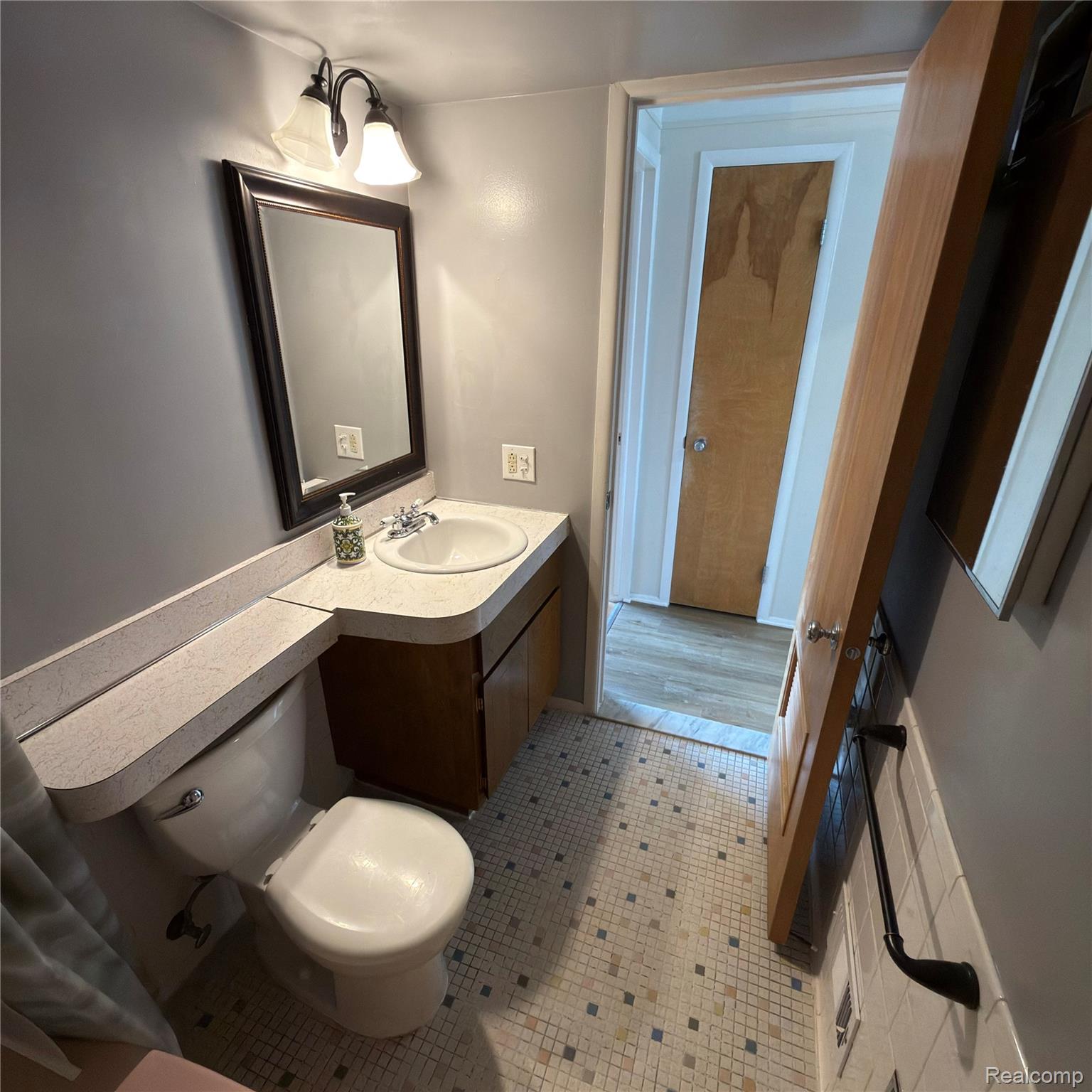 29232 Hoover Road Unit: 232